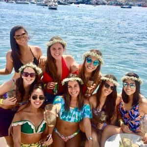 Meet your Posher, Denisse